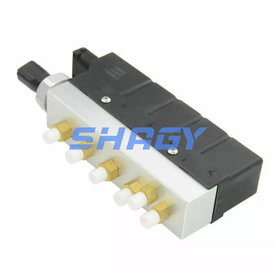W przypadku Jaguar XJ ((-10) C2C35166 blok zaworu